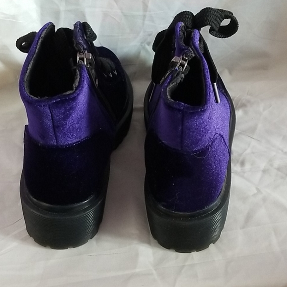 Purple velvet slayr boots - Picture 3 of 7